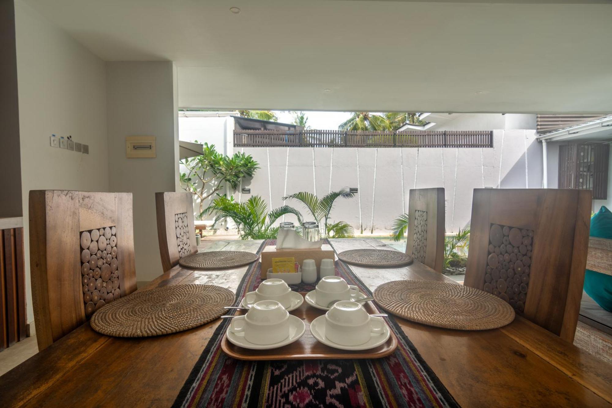 กีลี คายางัน วิลลา Hotel กีลีตราวางัน ภายนอก รูปภาพ